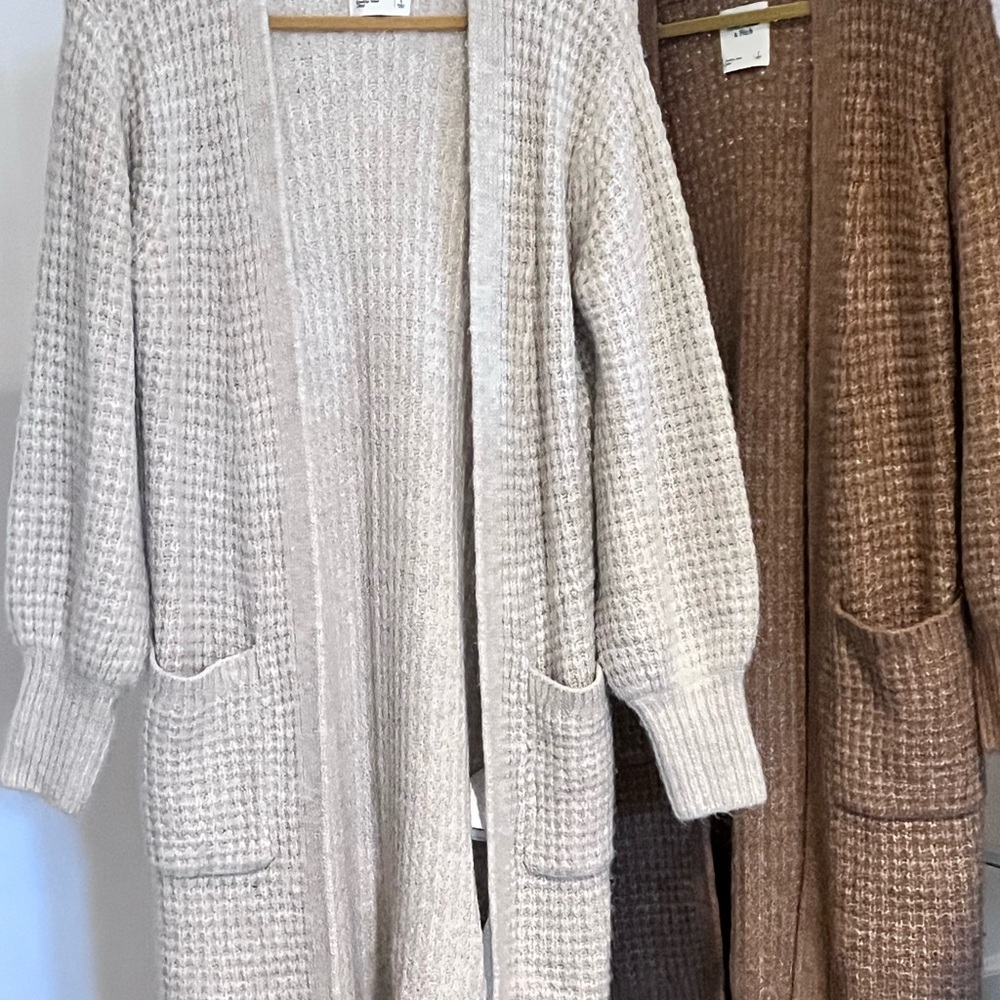 Abercrombie & Fitch Textured Cream Cardigan - Picture 2 of 2